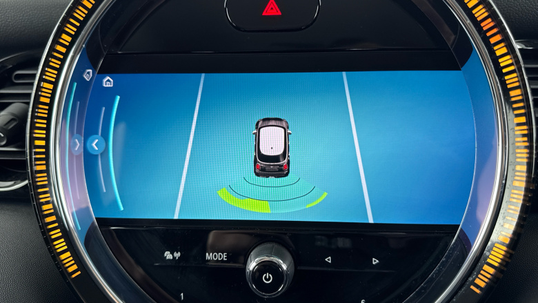 MINI Hatchback 1.5 Cooper Classic 5dr Auto Petrol Hatchback